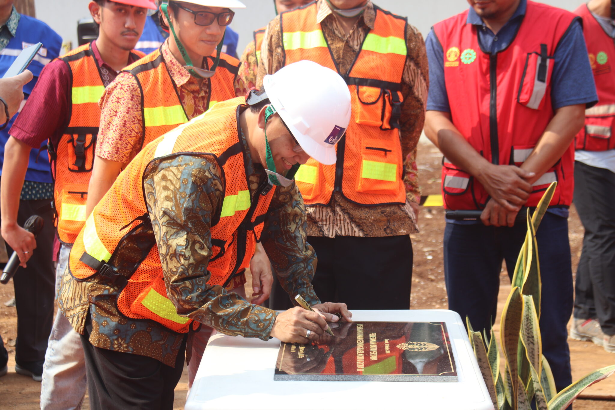 Peletakan Batu Pertama Pembangunan Gedung Fasilkom Ui Zona 3 Dan Dies 